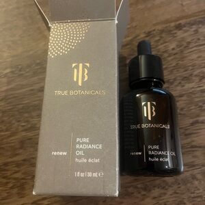 True Botanicals Pure Radiance Oil